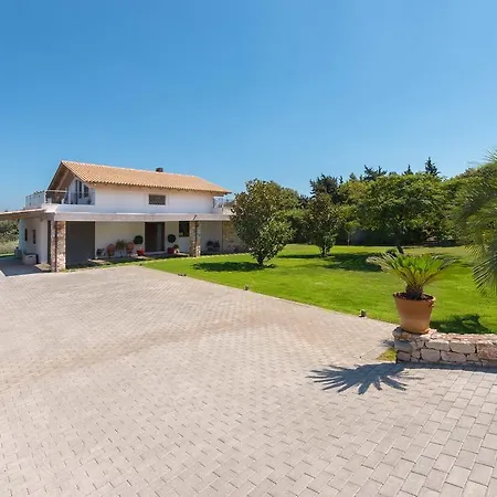 Blue & View Villa *