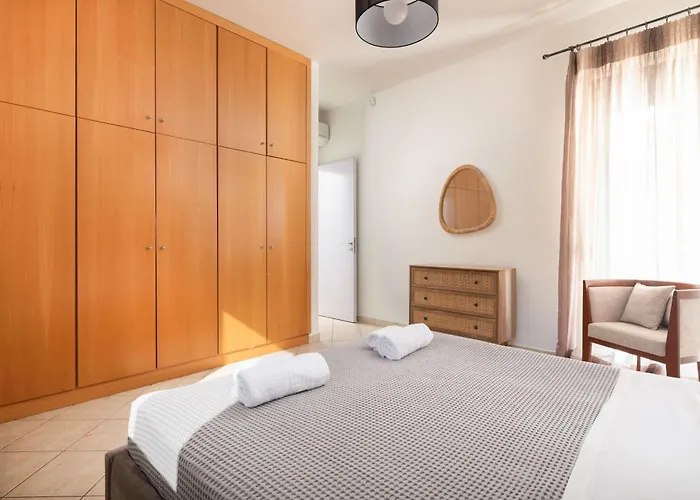 Blue & View فيلة *